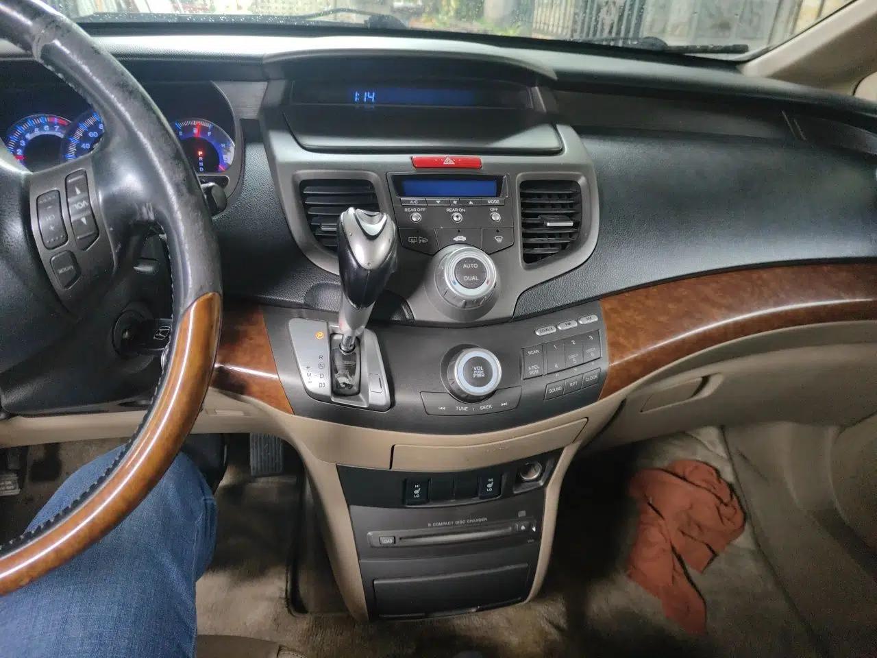 Honda Odyssey 2005 2.4L Comfort Edition — миниатюра 14