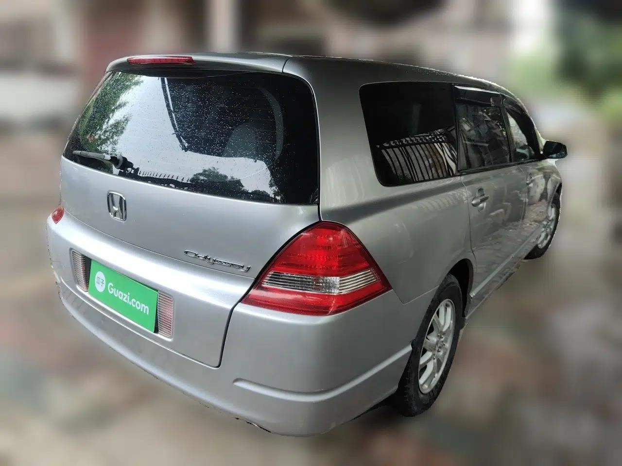 Honda Odyssey 2005 2.4L Comfort Edition — миниатюра 6