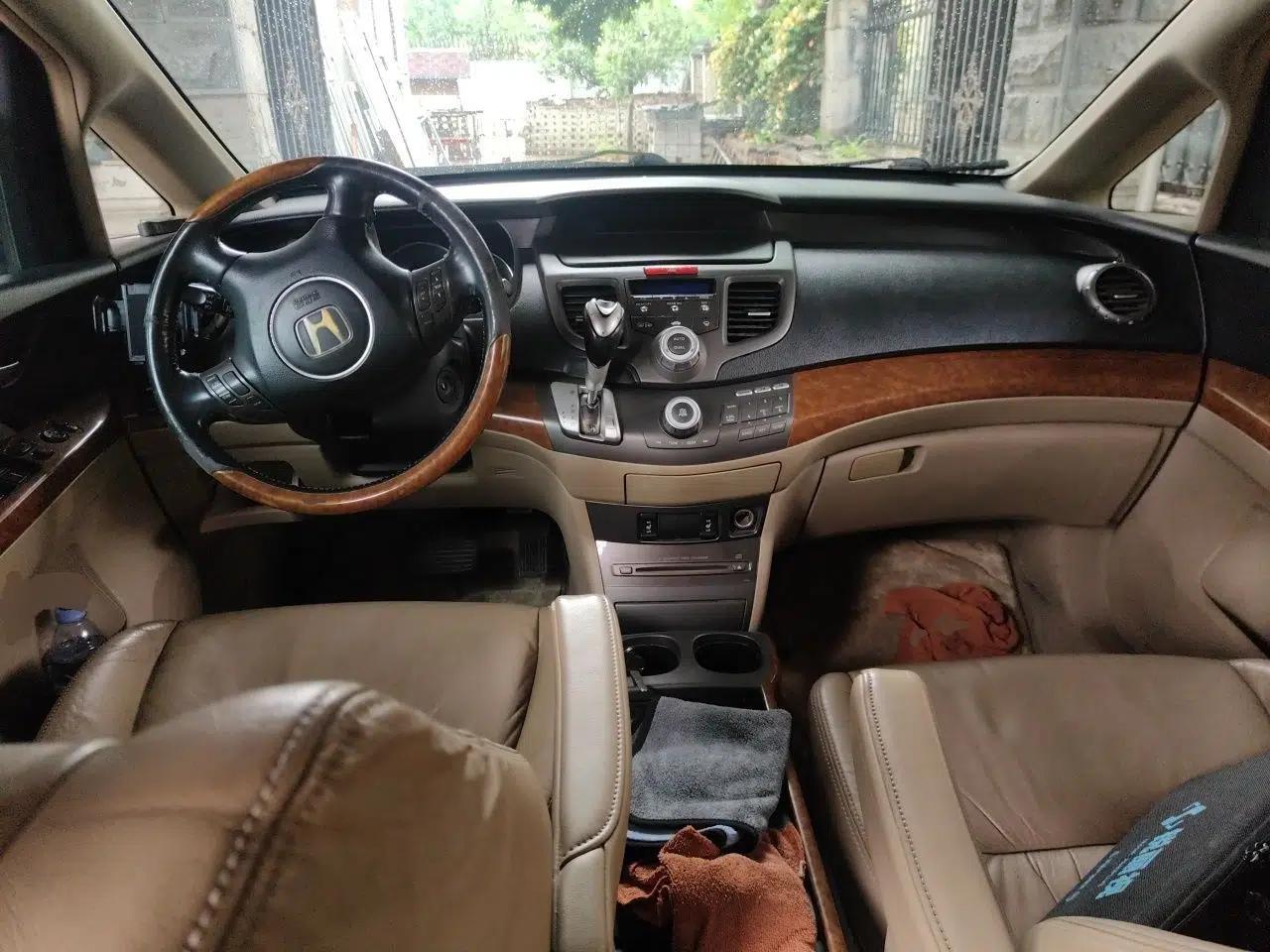 Honda Odyssey 2005 2.4L Comfort Edition — миниатюра 10