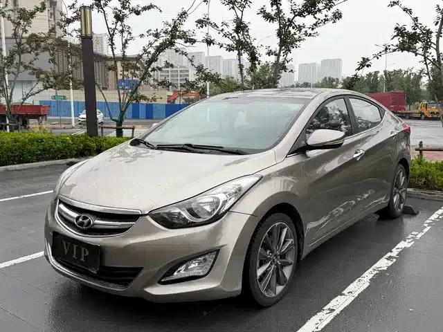 Hyundai Elantra 2015 1.6L Automatic Leading Edition