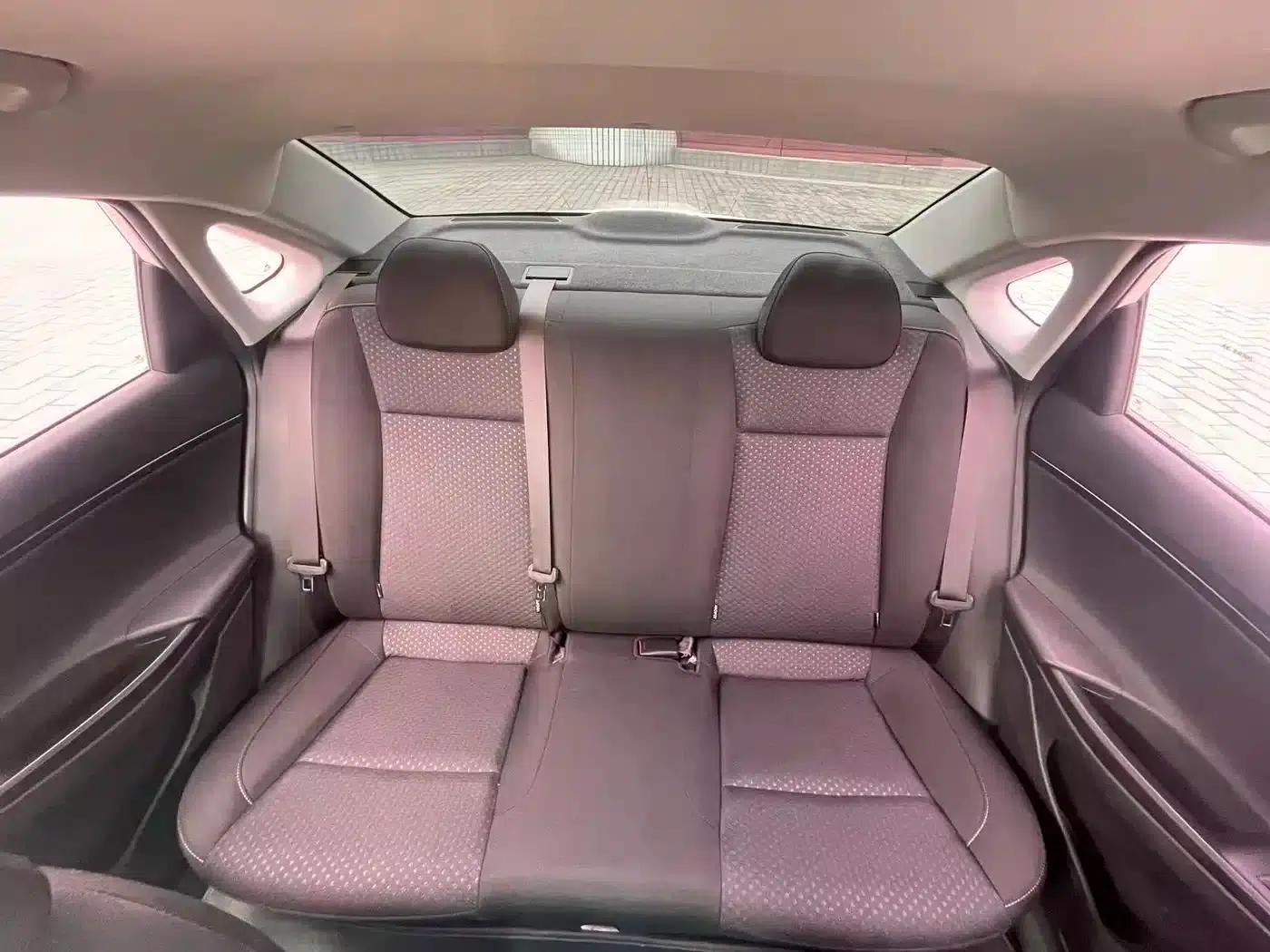 Hyundai Elantra 2020 1.6L Automatic GL Edition — миниатюра 16