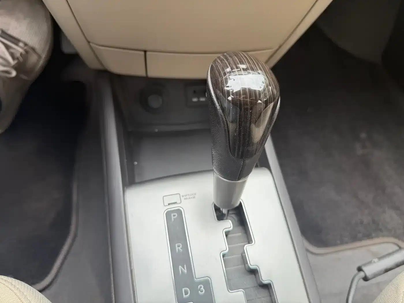 Hyundai Elantra 2011 1.6L Automatic Comfort Model — миниатюра 8