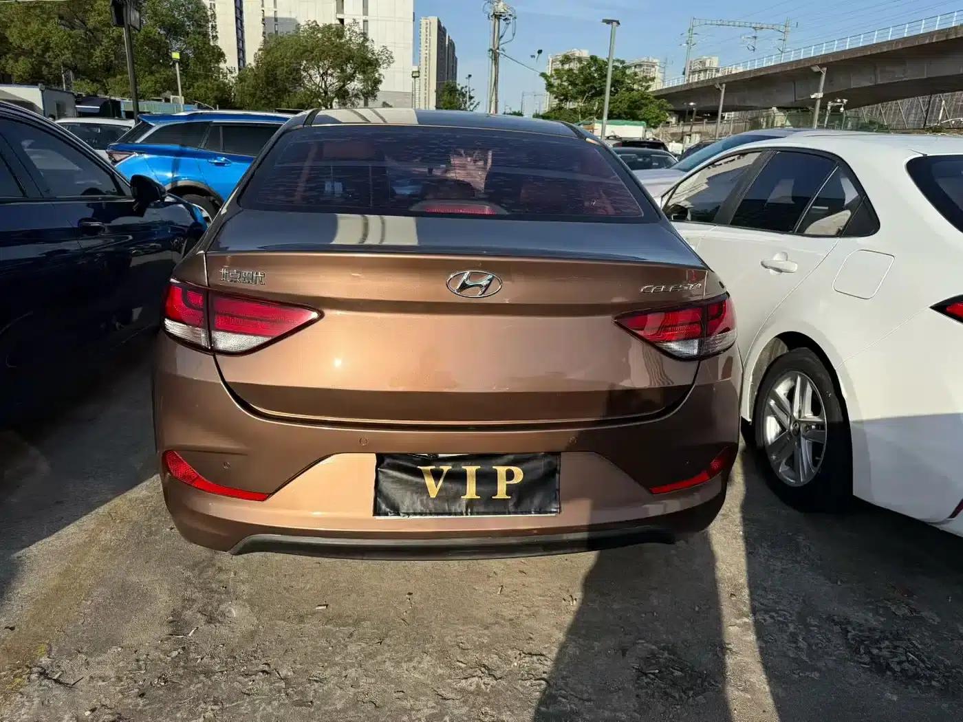 Hyundai Elantra 2017 1.6L Automatic Joyful Edition DLX — миниатюра 7