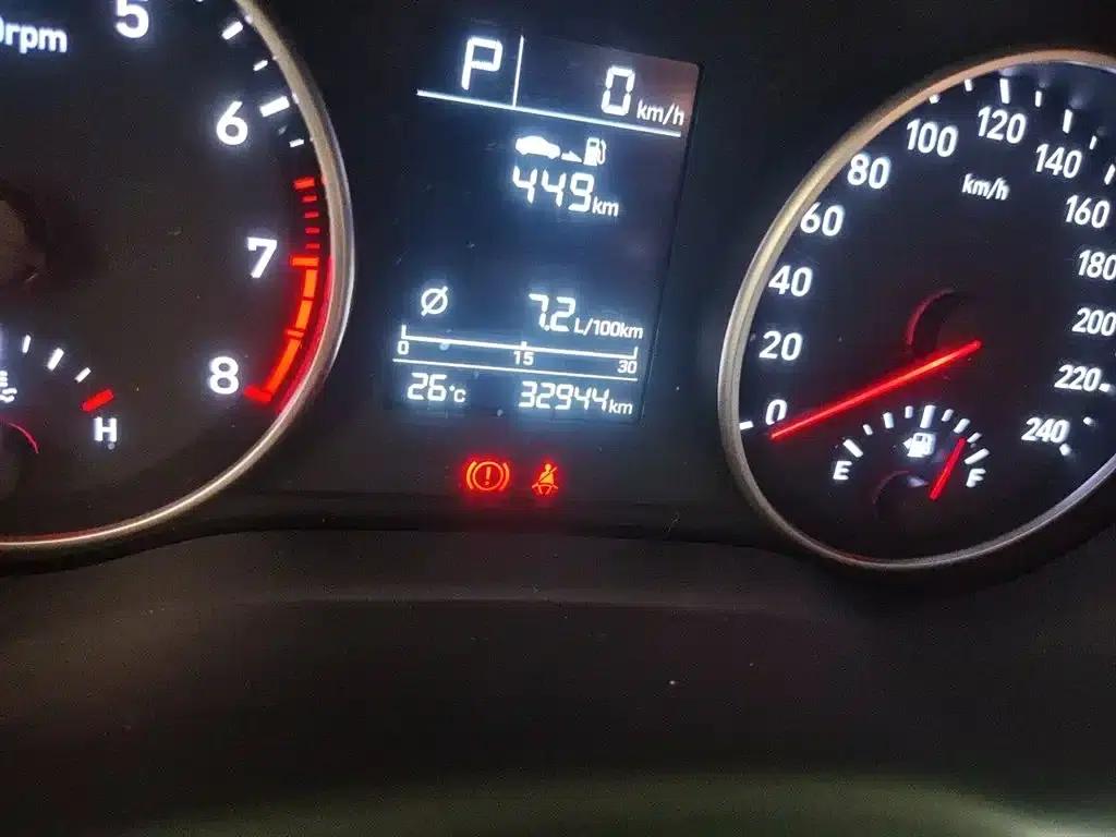 Hyundai Elantra 2018 1.6L Automatic GL (National V Emission Standard) — миниатюра 9