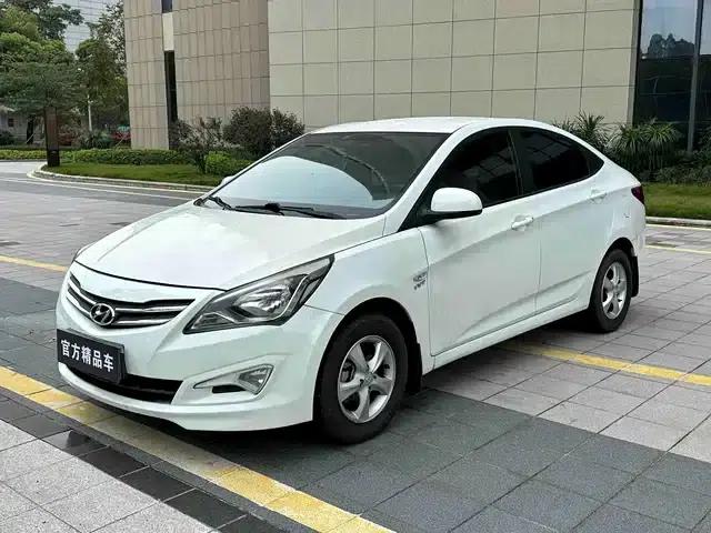 2016 Hyundai Reina 1.4L Automatic Intelligent GLS