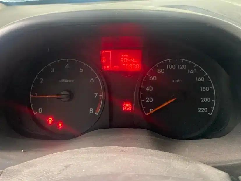 2014 Hyundai Reina 1.4L Manual Intelligent GLS — миниатюра 12