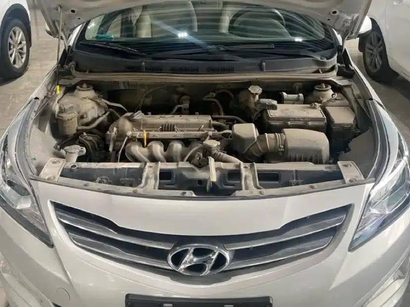 2014 Hyundai Reina 1.4L Manual Intelligent GLS — миниатюра 13