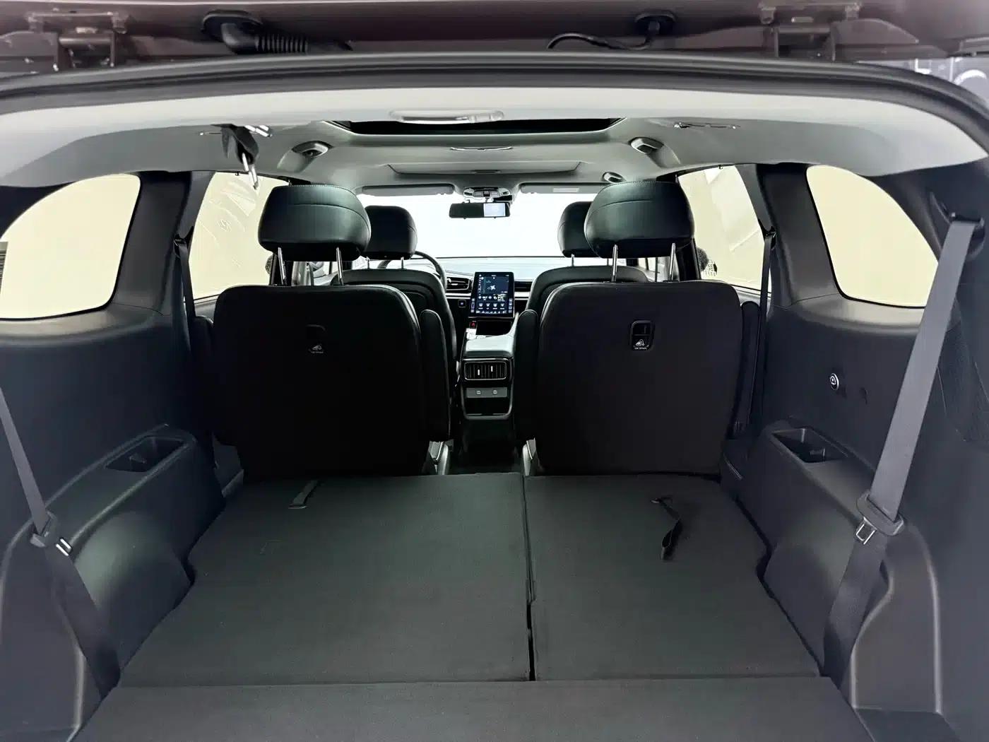 Kusto 2024 270TGDi LUX Premium Edition — миниатюра 24
