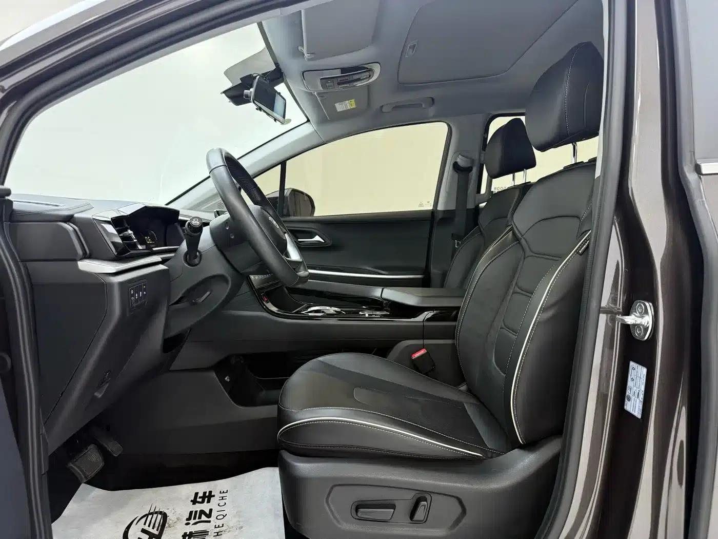 Kusto 2024 270TGDi LUX Premium Edition — миниатюра 7