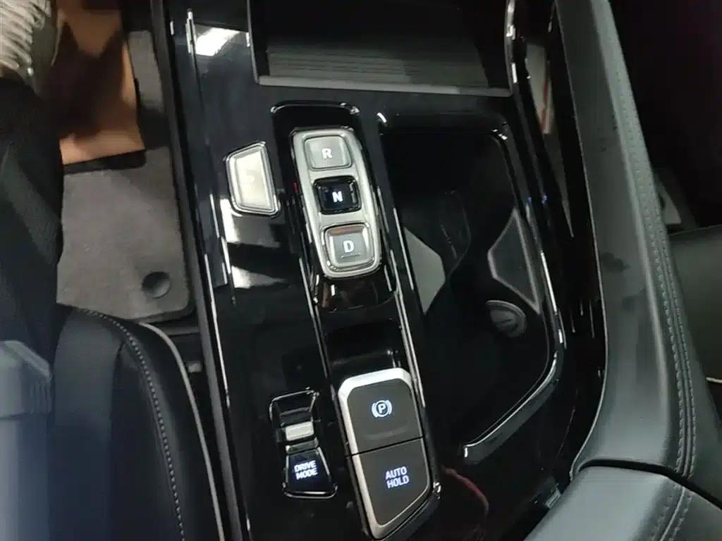Kusto 2021 270TGDi Premium Edition LUX — миниатюра 14