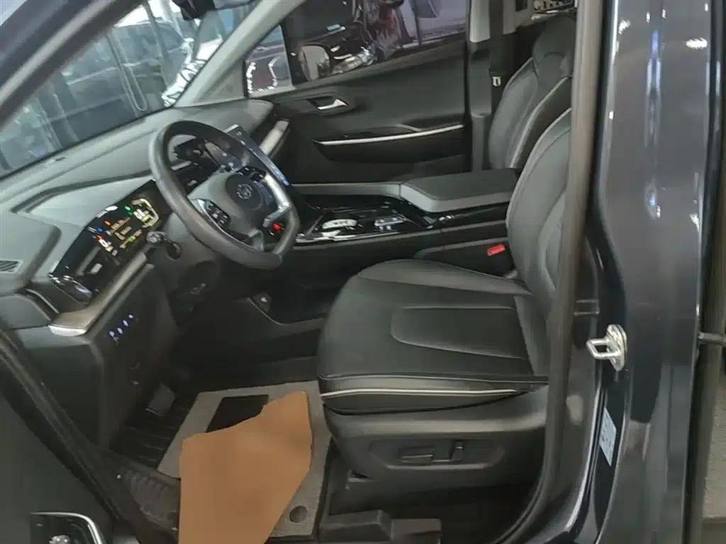 Kusto 2021 270TGDi Premium Edition LUX — миниатюра 15