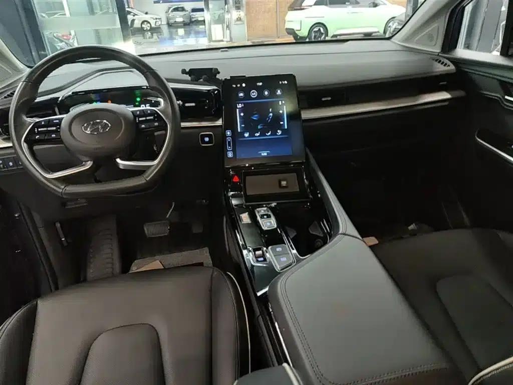 Kusto 2021 270TGDi Premium Edition LUX — миниатюра 10