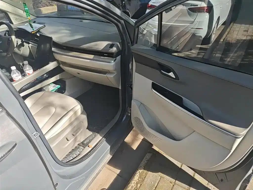 Kusto 2021 380TGDi Luxury Edition DLX — миниатюра 22