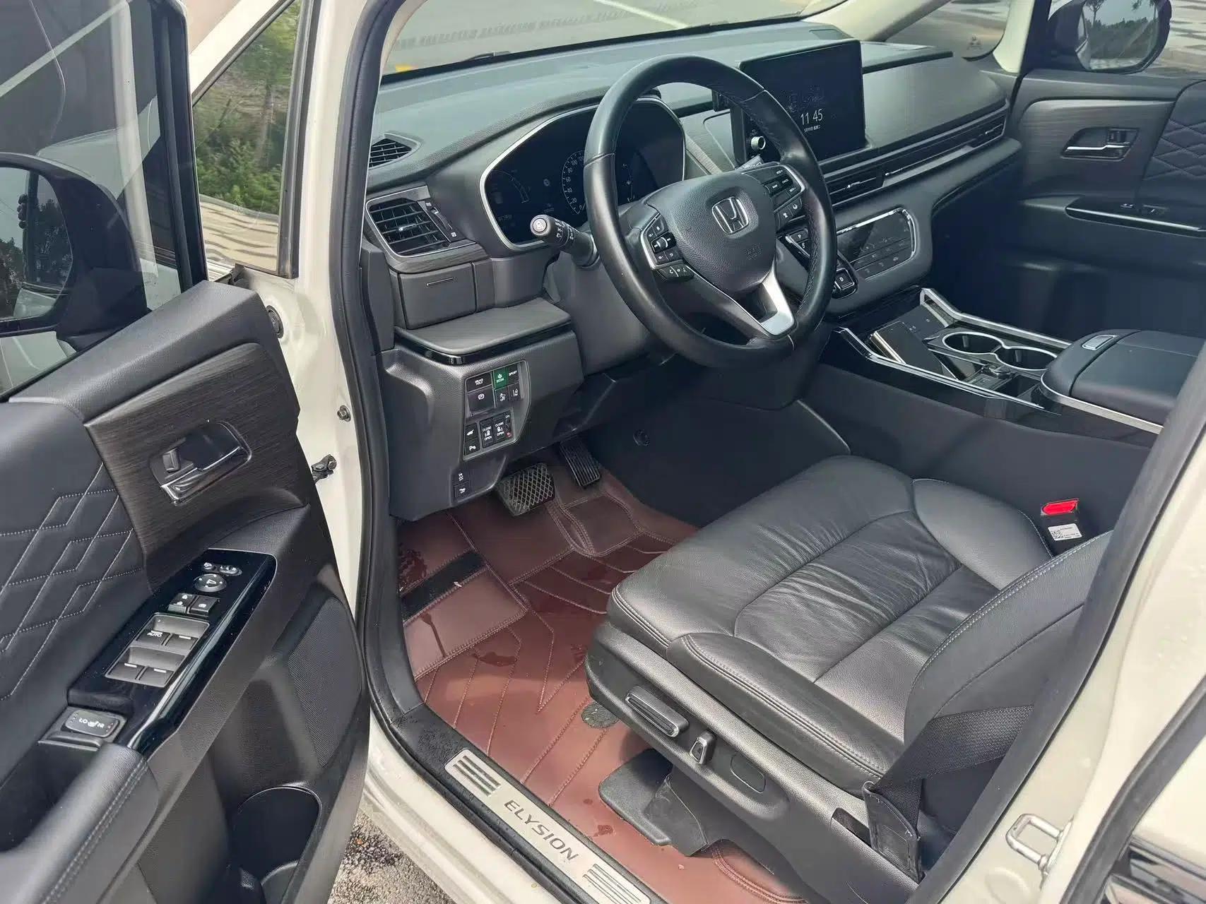Honda Elysion 2022 2.0L eHEV Luxury Edition — миниатюра 8