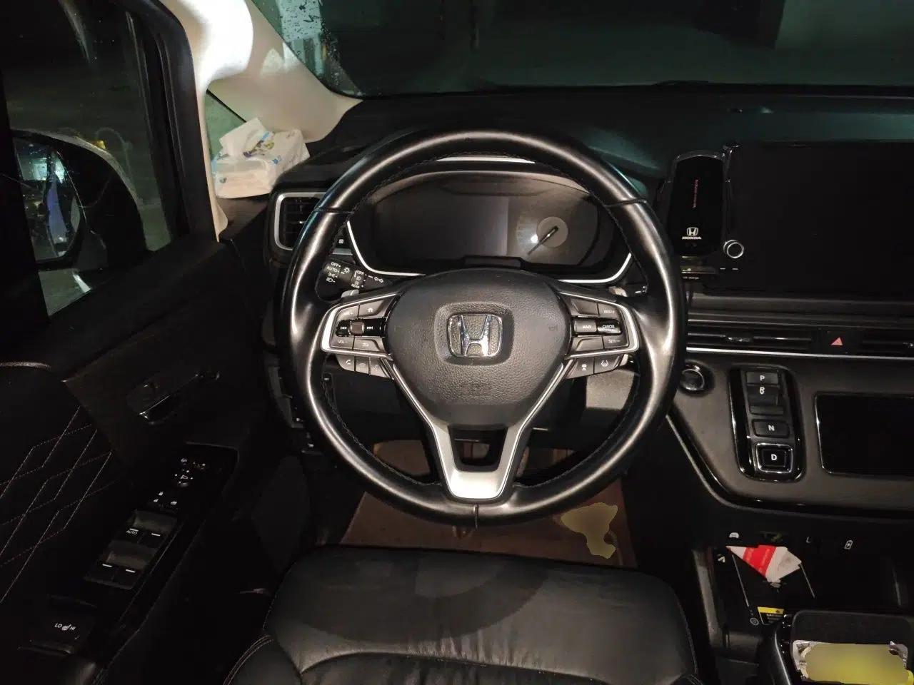 Honda Elysion 2022 2.0L eHEV Luxury Edition — миниатюра 11