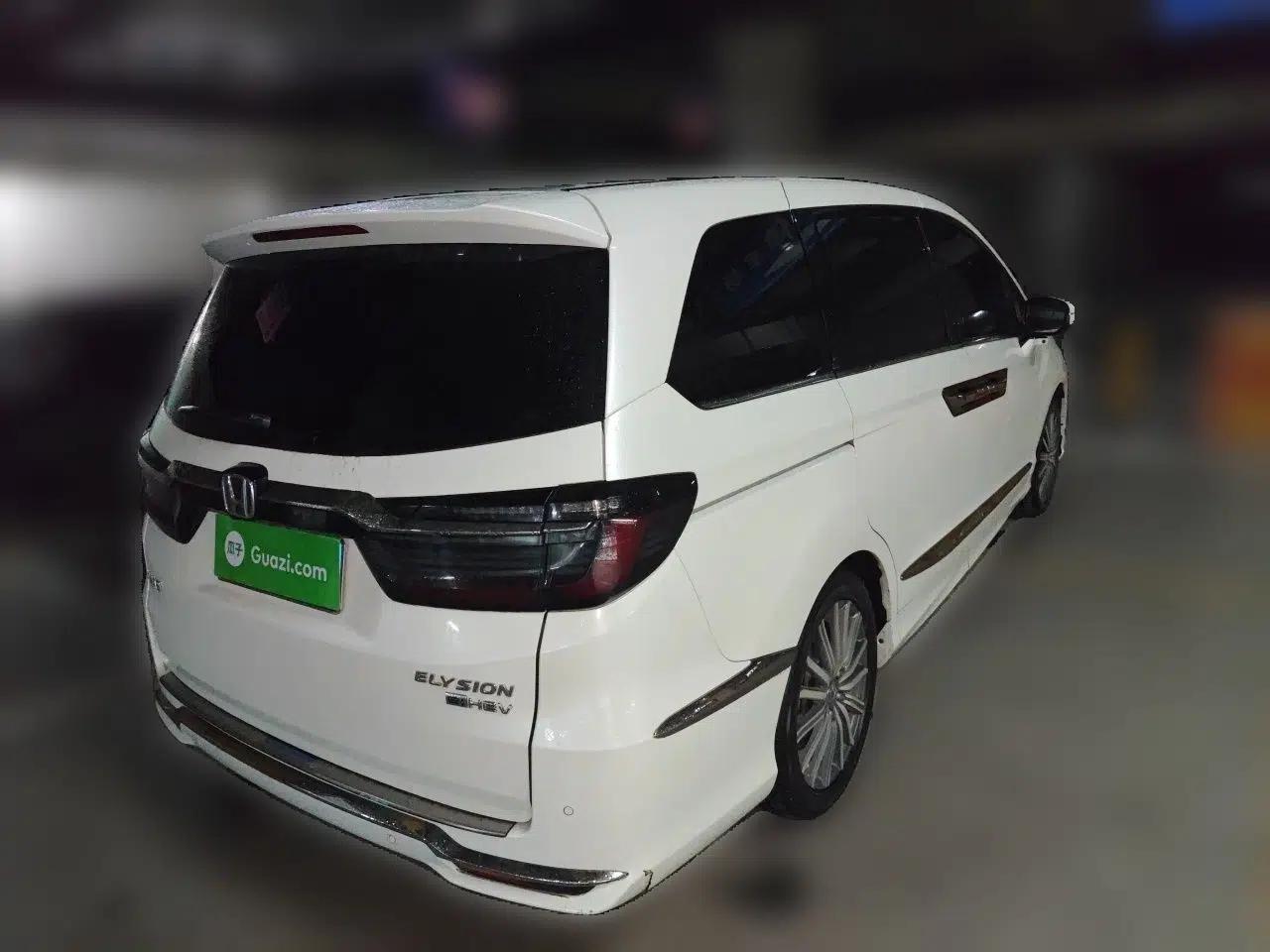 Honda Elysion 2022 2.0L eHEV Luxury Edition — миниатюра 6