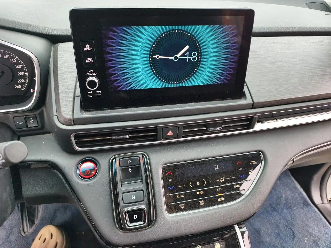 Honda Elysion 2022 2.0L eHEV Luxury First Edition — миниатюра 14