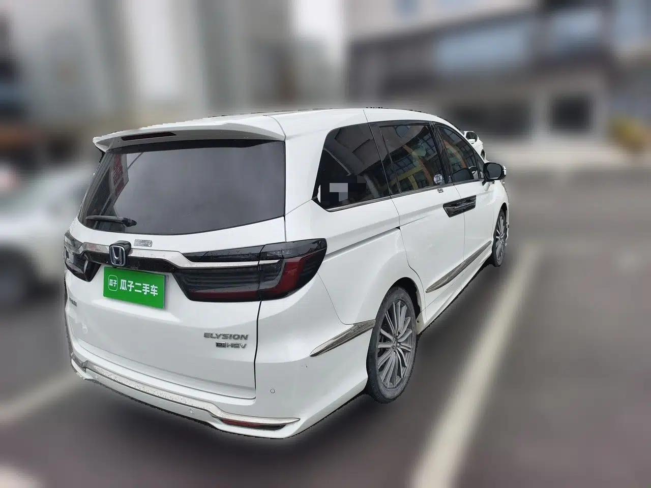 Honda Elysion 2022 2.0L eHEV Luxury First Edition — миниатюра 6