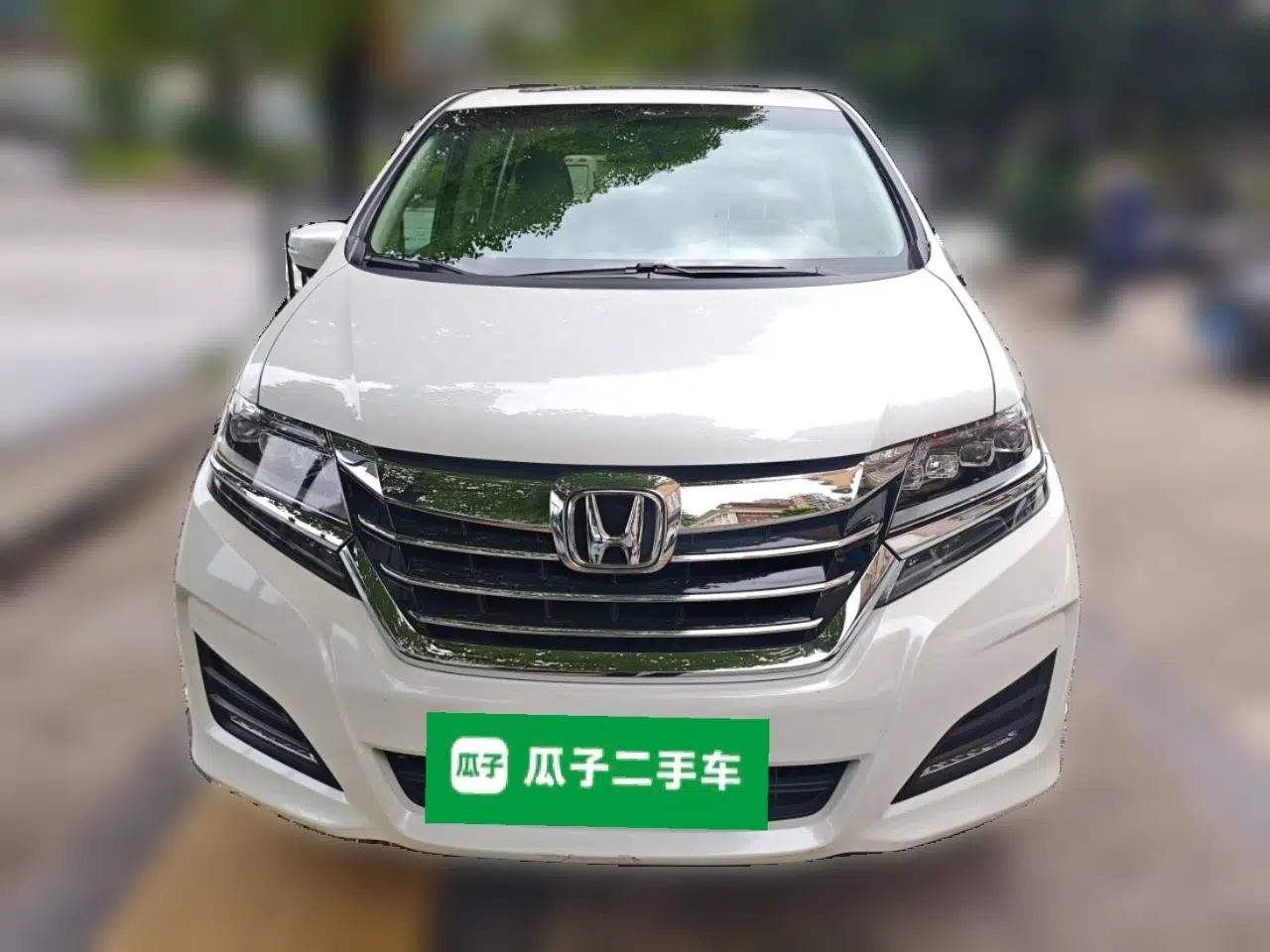 Honda Elysion 2016 2.4L Luxury Edition — миниатюра 2