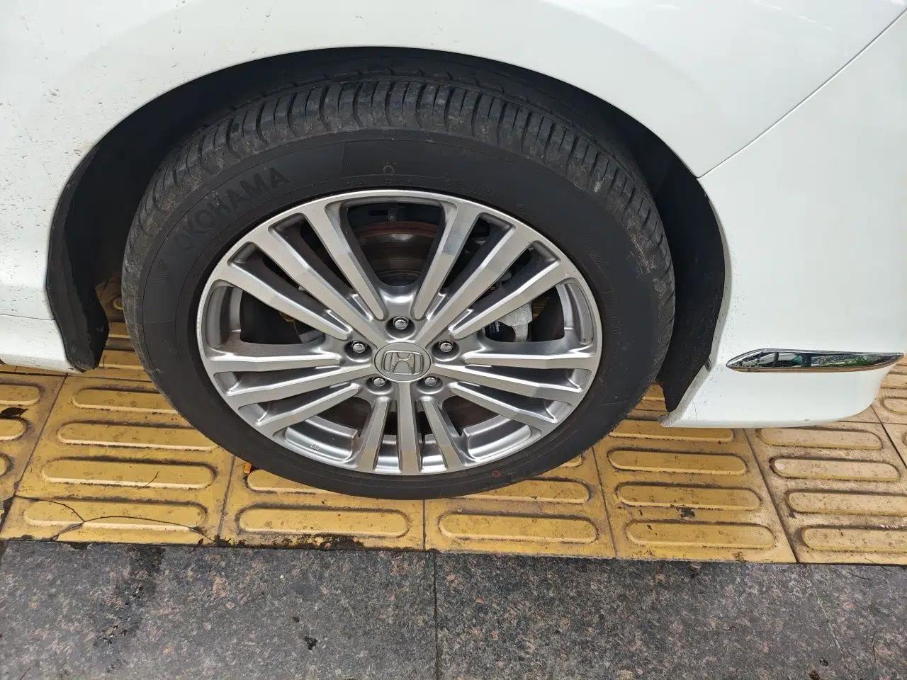 Honda Elysion 2016 2.4L Luxury Edition — миниатюра 8