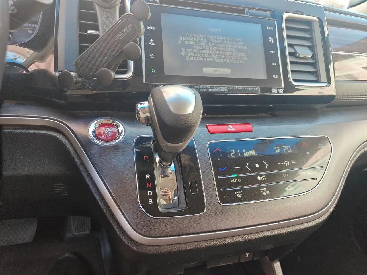 Honda Elysion 2016 2.4L Supreme Edition — миниатюра 15