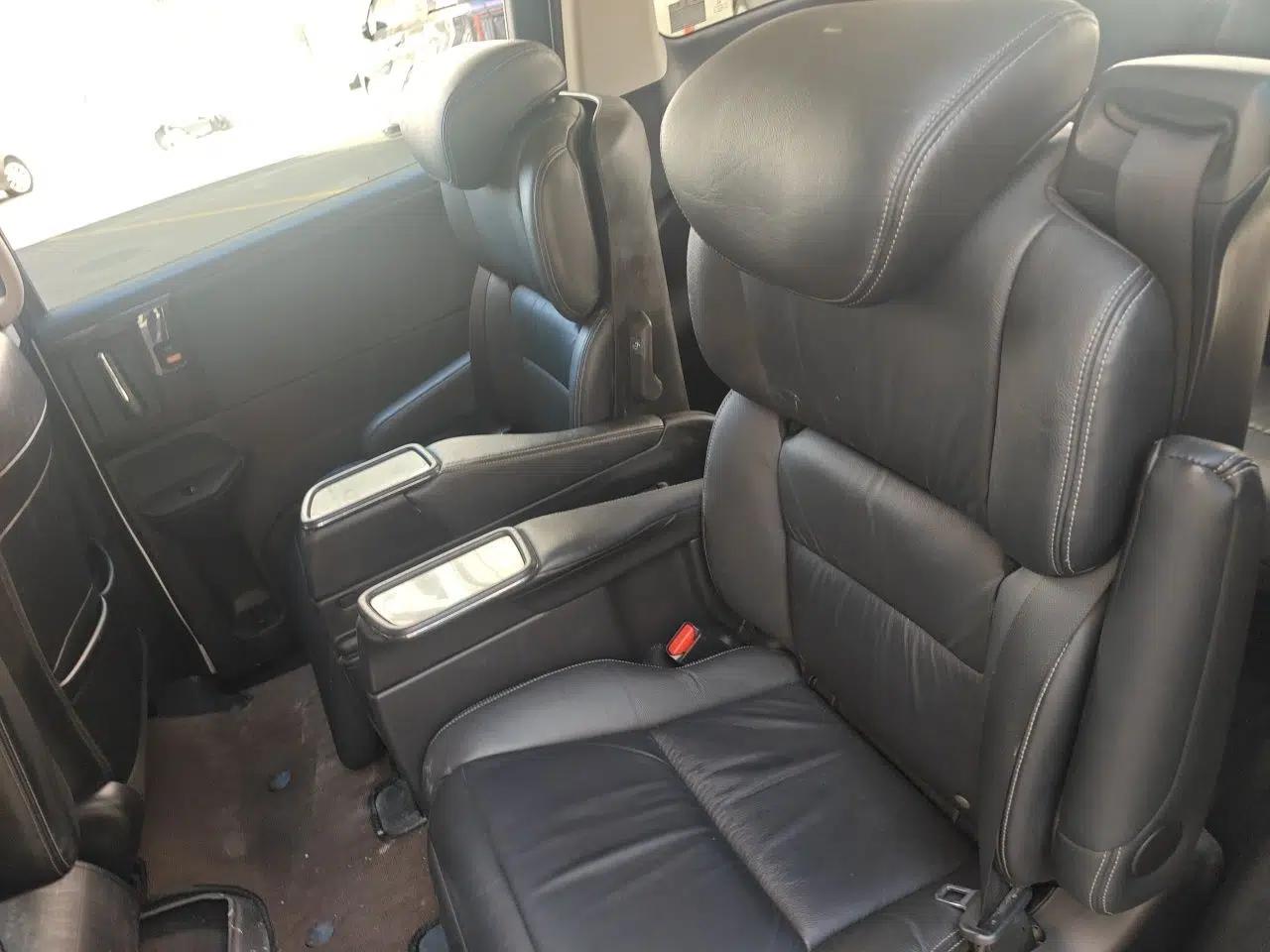 Honda Elysion 2016 2.4L Supreme Edition — миниатюра 18