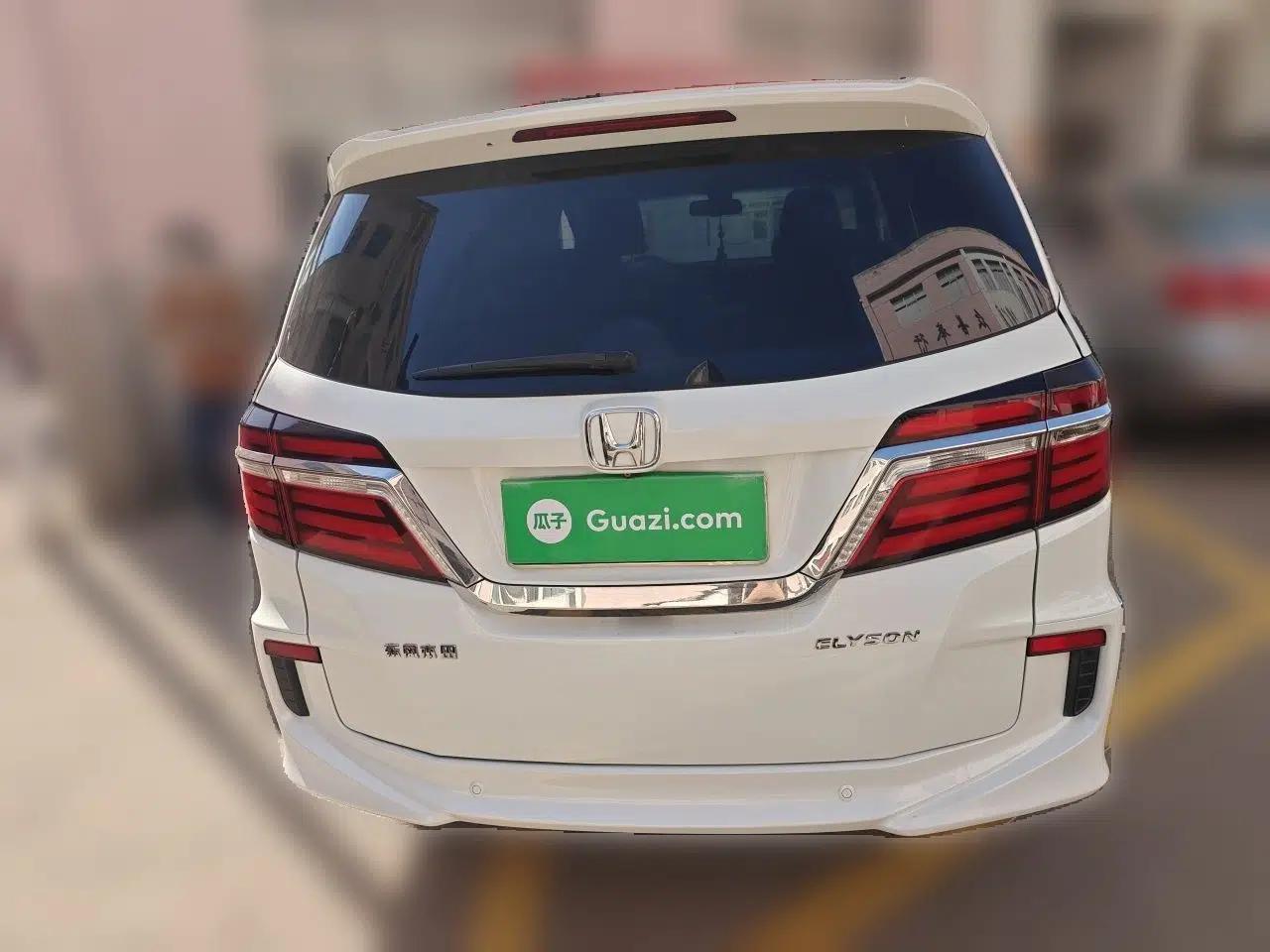 Honda Elysion 2016 2.4L Supreme Edition — миниатюра 5