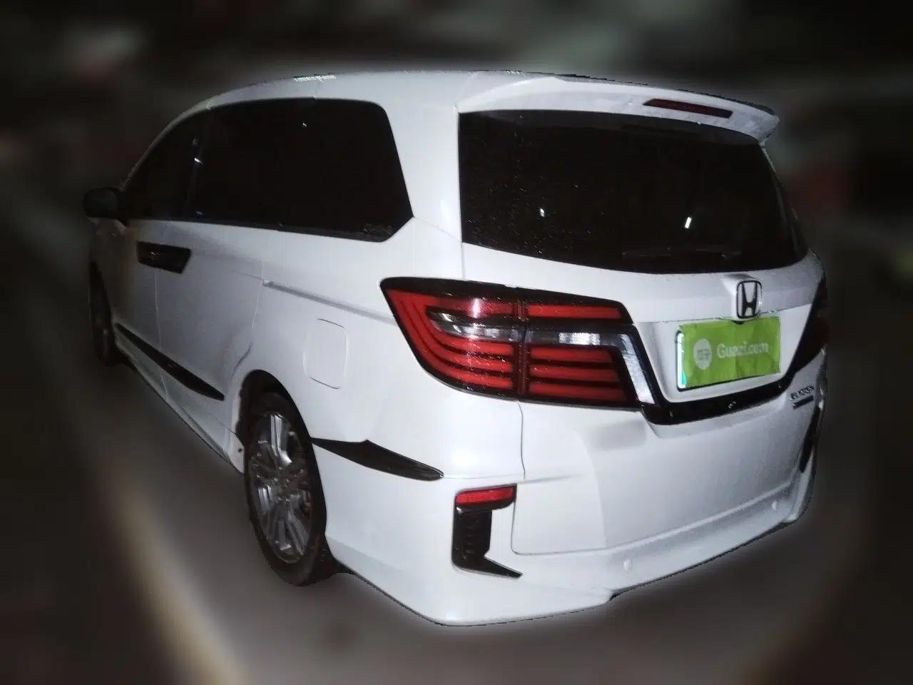 Honda Elysion 2019 2.0L Hybrid Luxury Edition — миниатюра 4