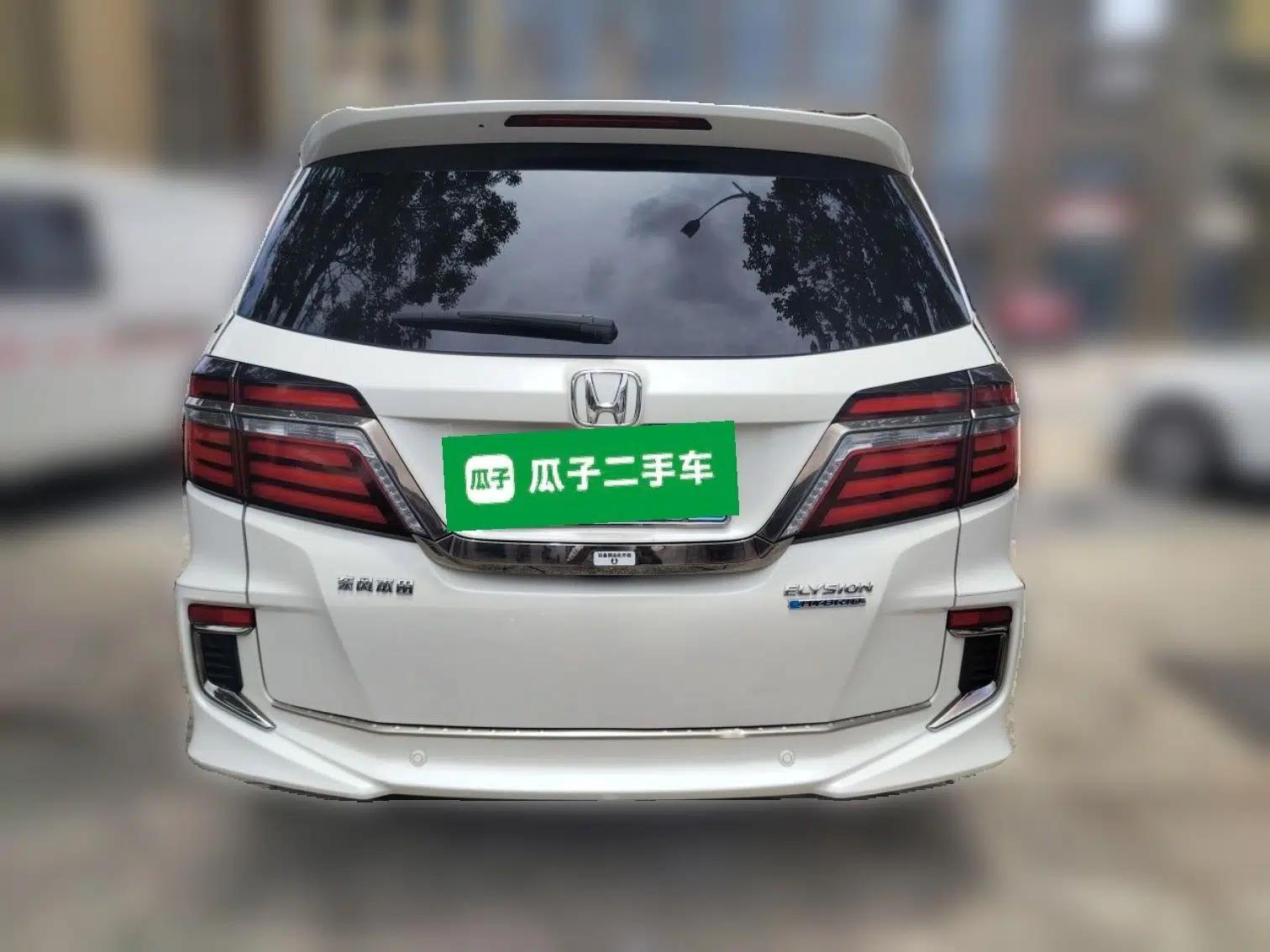 Honda Elysion 2019 2.0L Hybrid Luxury Edition — миниатюра 5