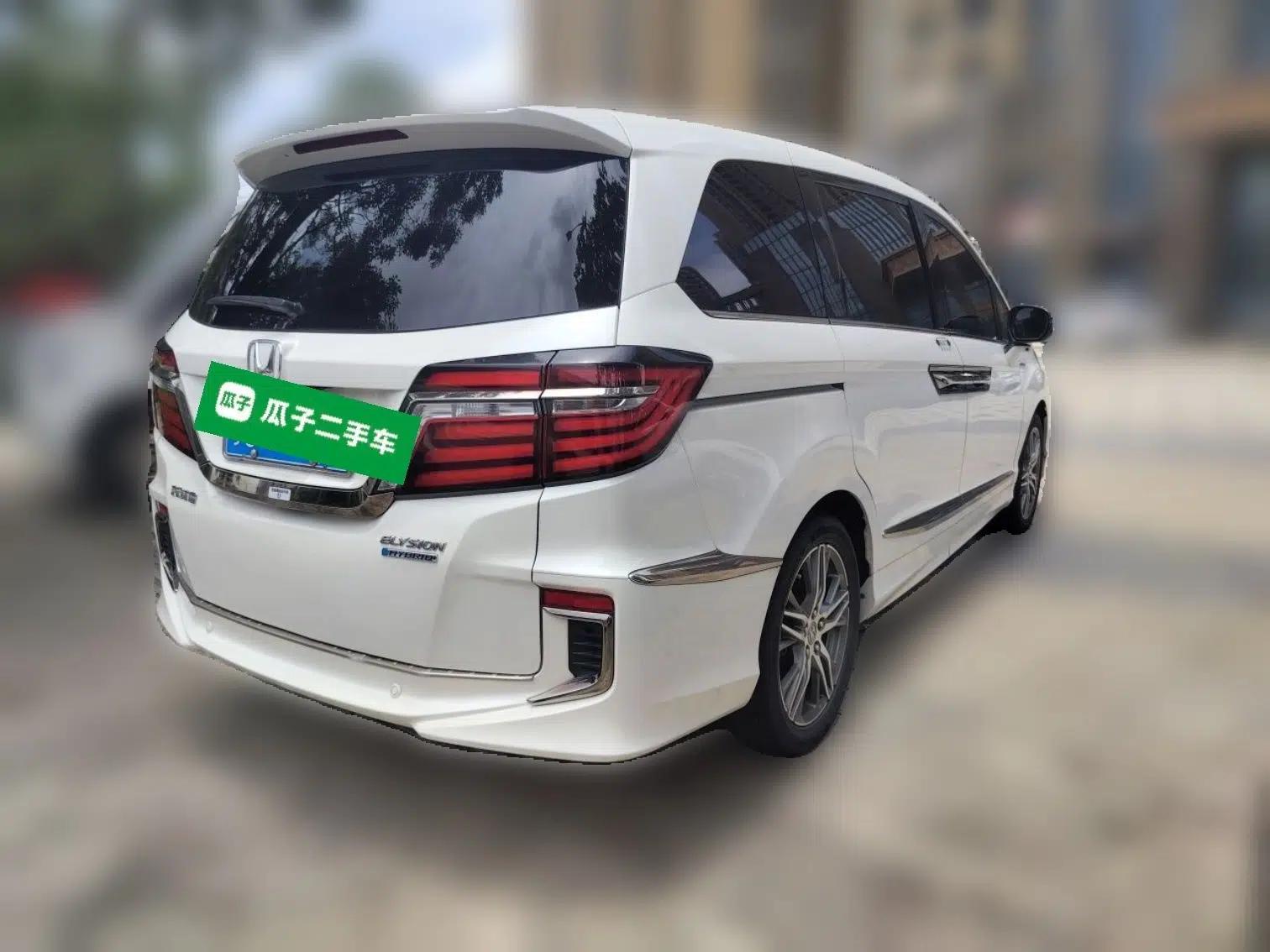 Honda Elysion 2019 2.0L Hybrid Luxury Edition — миниатюра 6
