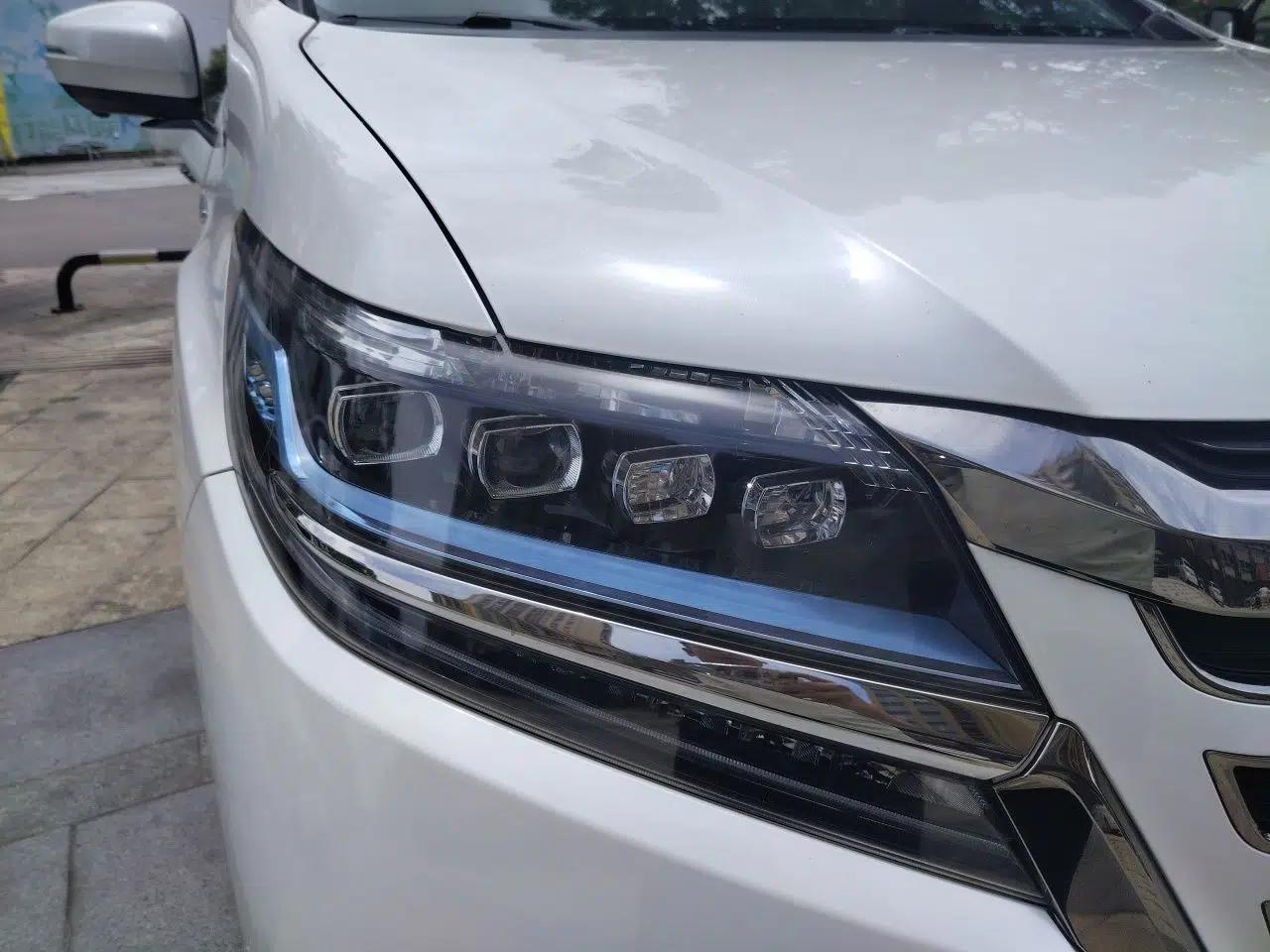 Honda Elysion 2019 2.0L Hybrid Luxury Edition — миниатюра 7