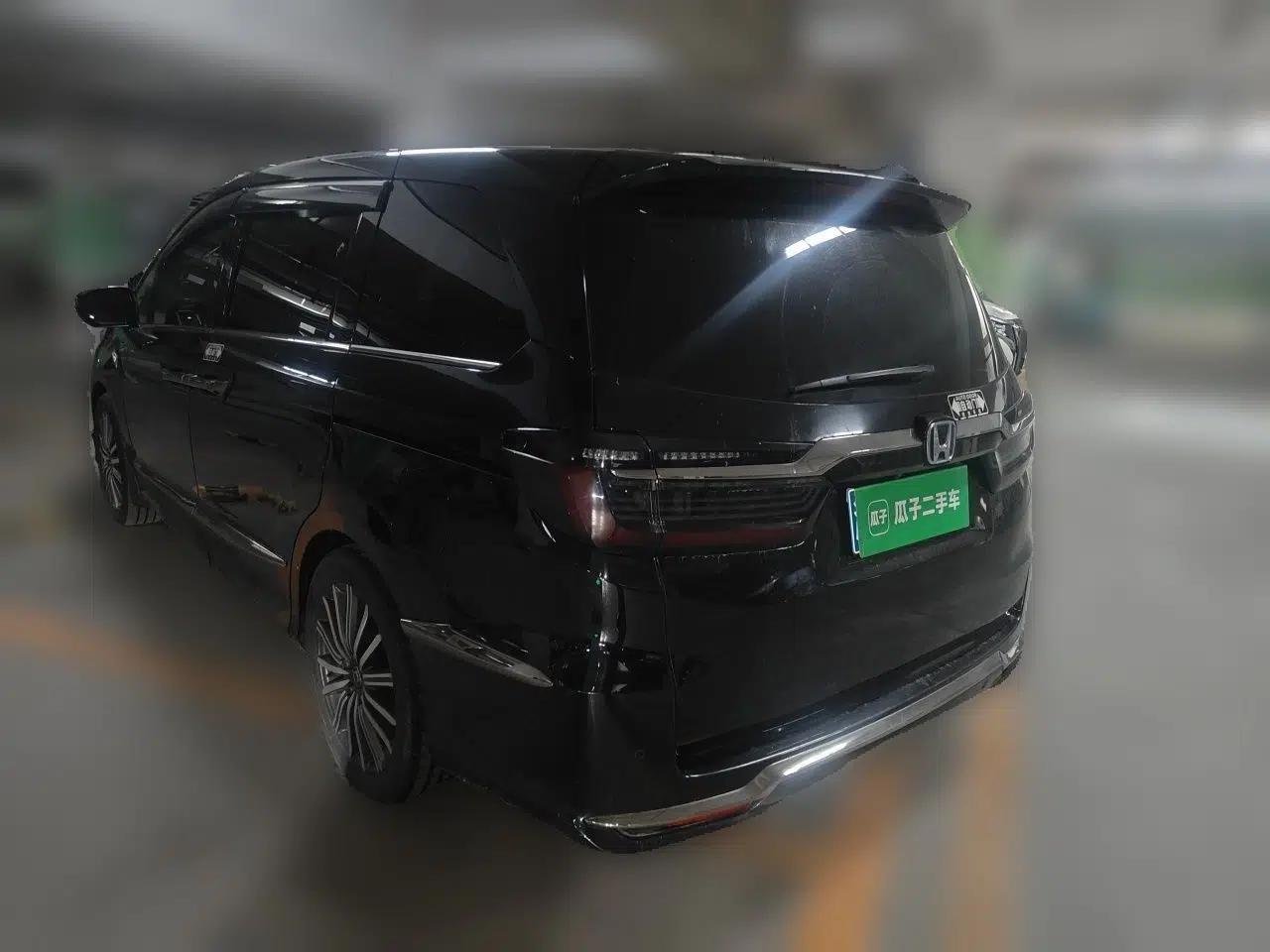 Honda Elysion 2022 2.0L eHEV Luxury Edition — миниатюра 4