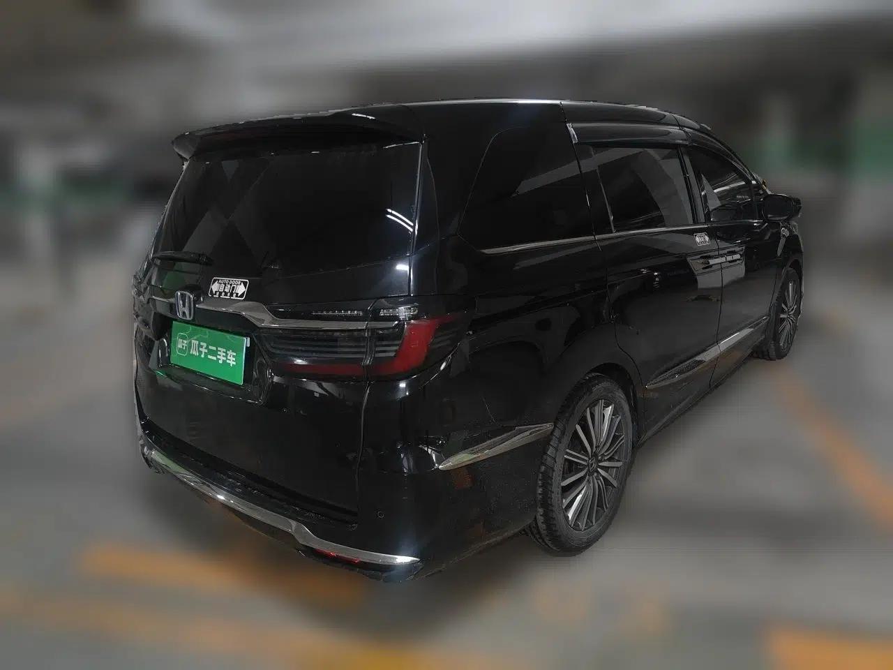 Honda Elysion 2022 2.0L eHEV Luxury Edition — миниатюра 6