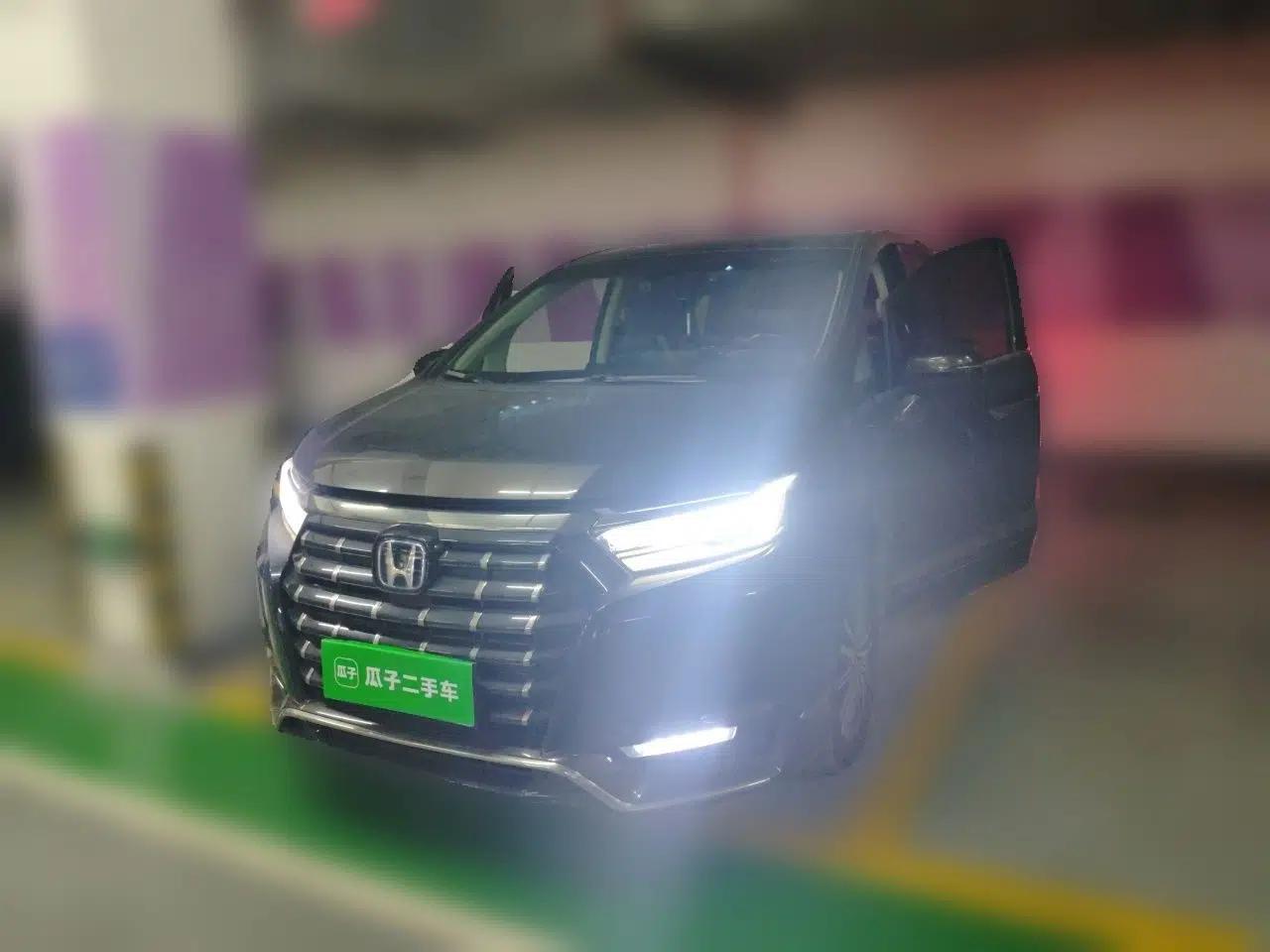 Honda Elysion 2022 2.0L eHEV Luxury First Edition — миниатюра 1