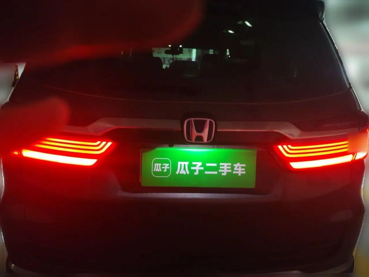 Honda Elysion 2022 2.0L eHEV Luxury First Edition — миниатюра 5