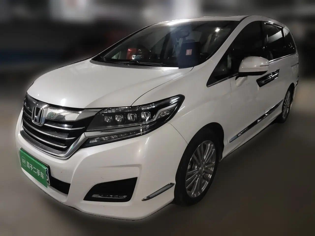 Honda Elysion 2016 2.4L Luxury Edition — миниатюра 1