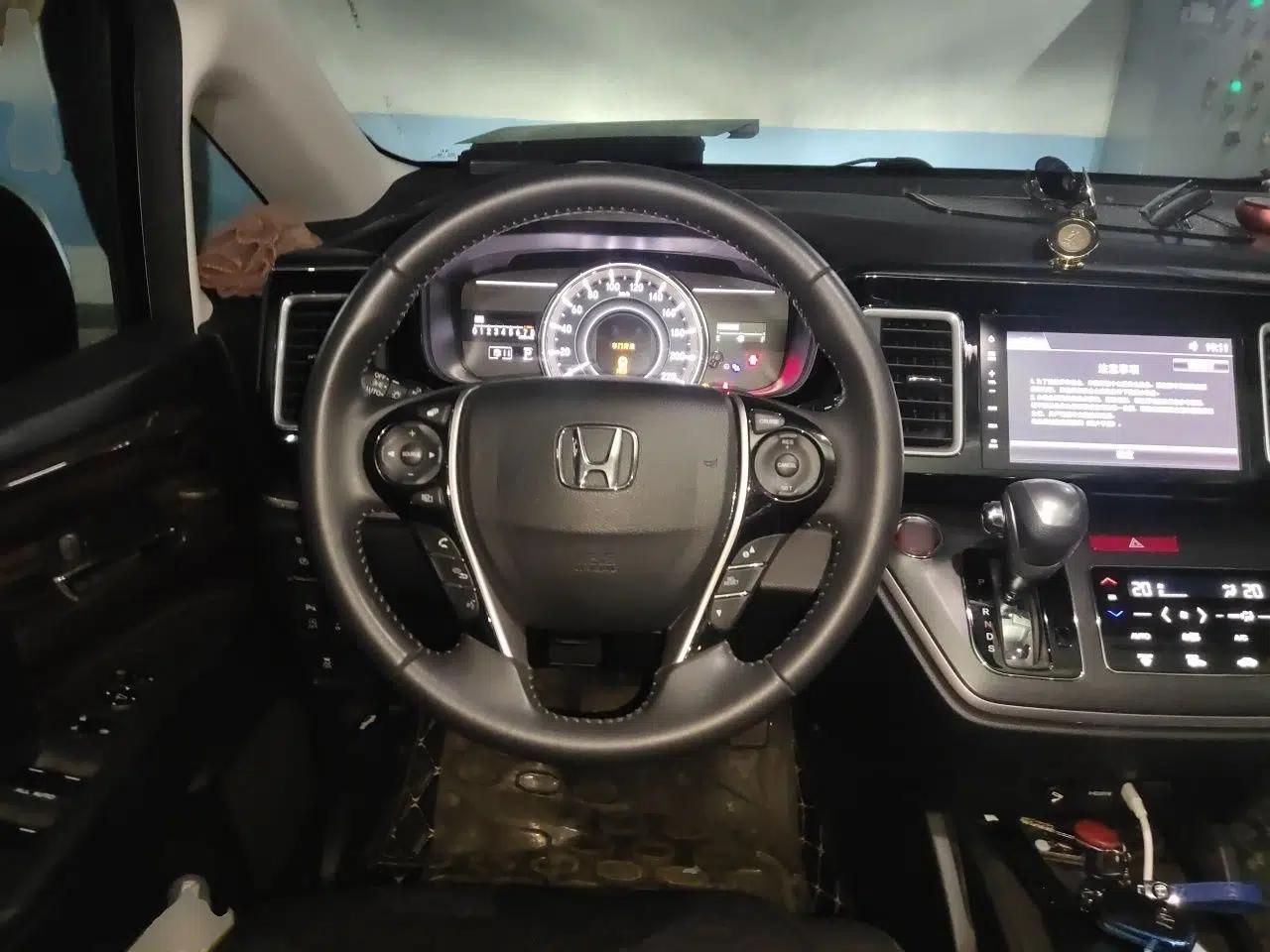 Honda Elysion 2016 2.4L Luxury Edition — миниатюра 11