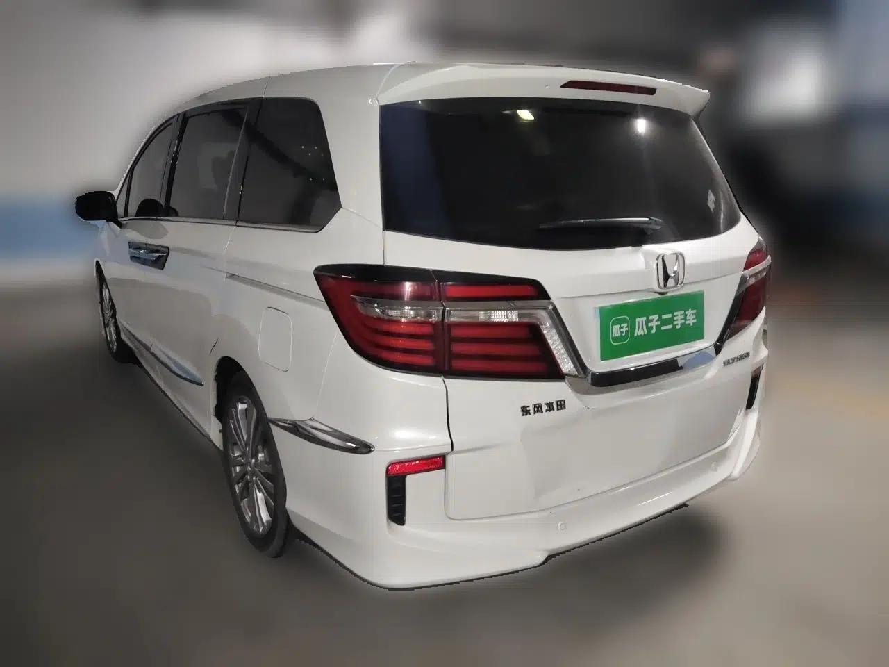 Honda Elysion 2016 2.4L Luxury Edition — миниатюра 4