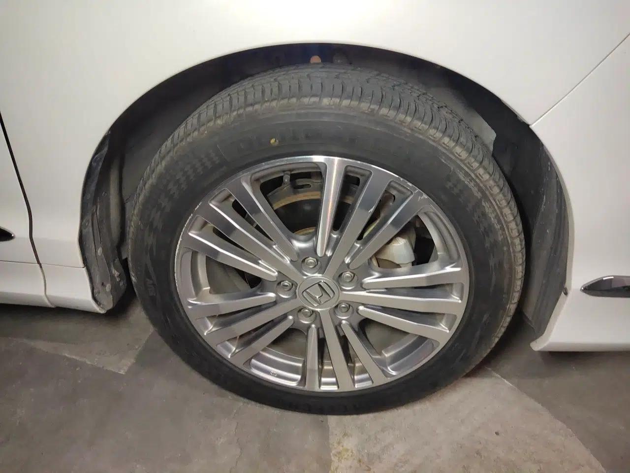 Honda Elysion 2016 2.4L Luxury Edition — миниатюра 8