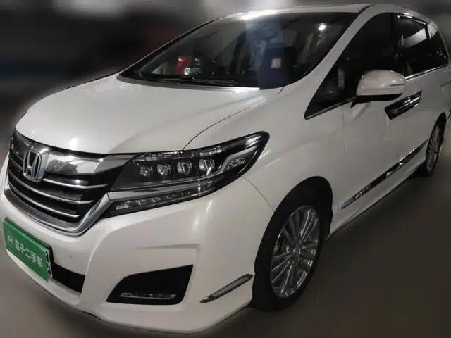 Honda Elysion 2016 2.4L Luxury Edition