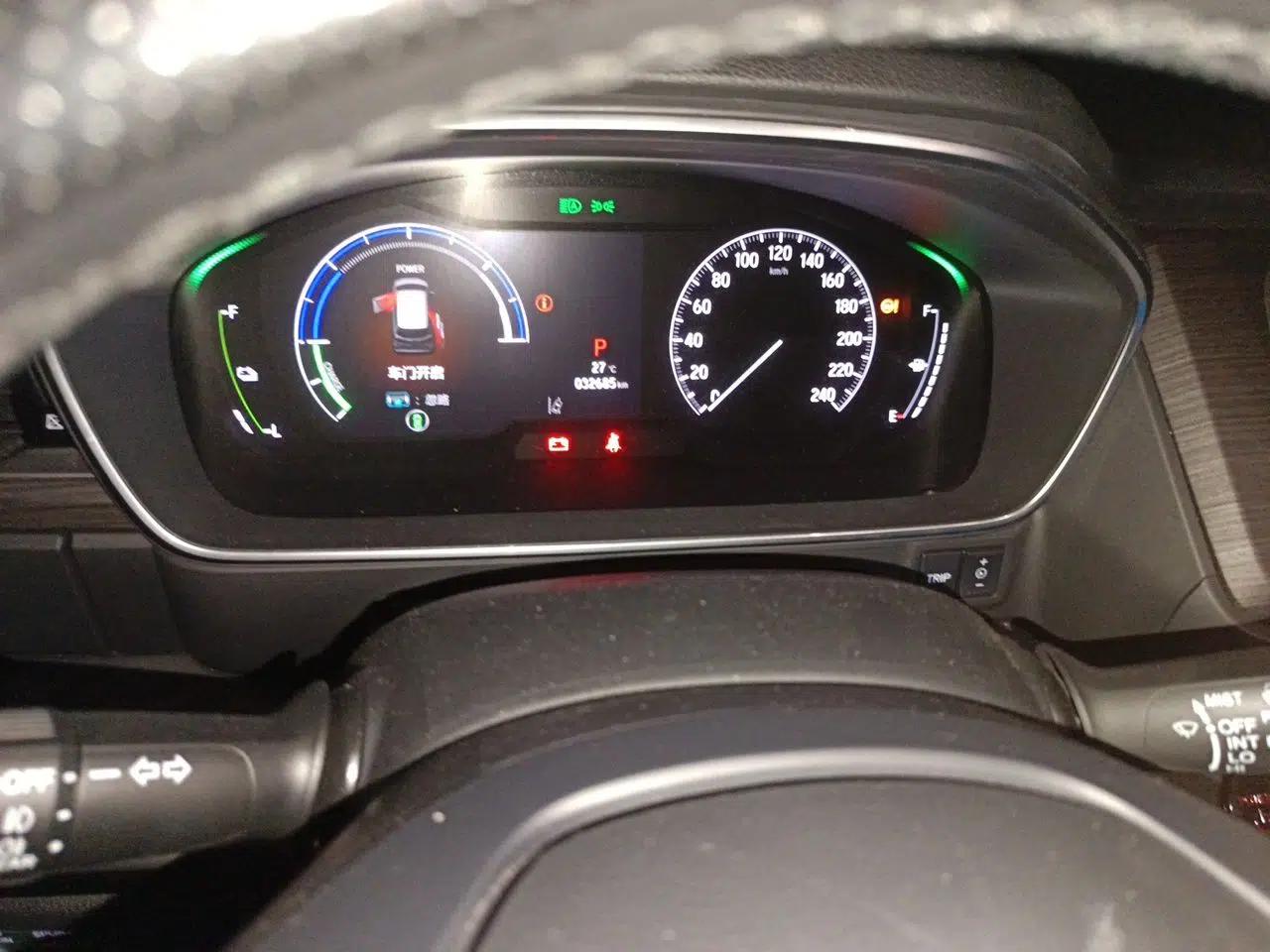 Honda Elysion 2024 2.0L eHEV Luxury Edition — миниатюра 12