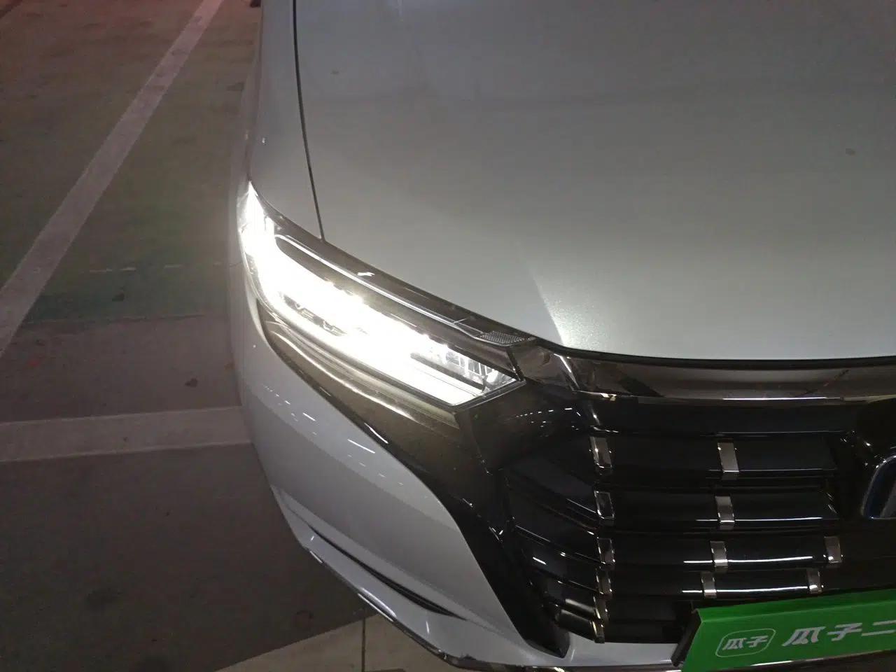 Honda Elysion 2024 2.0L eHEV Luxury Edition — миниатюра 7