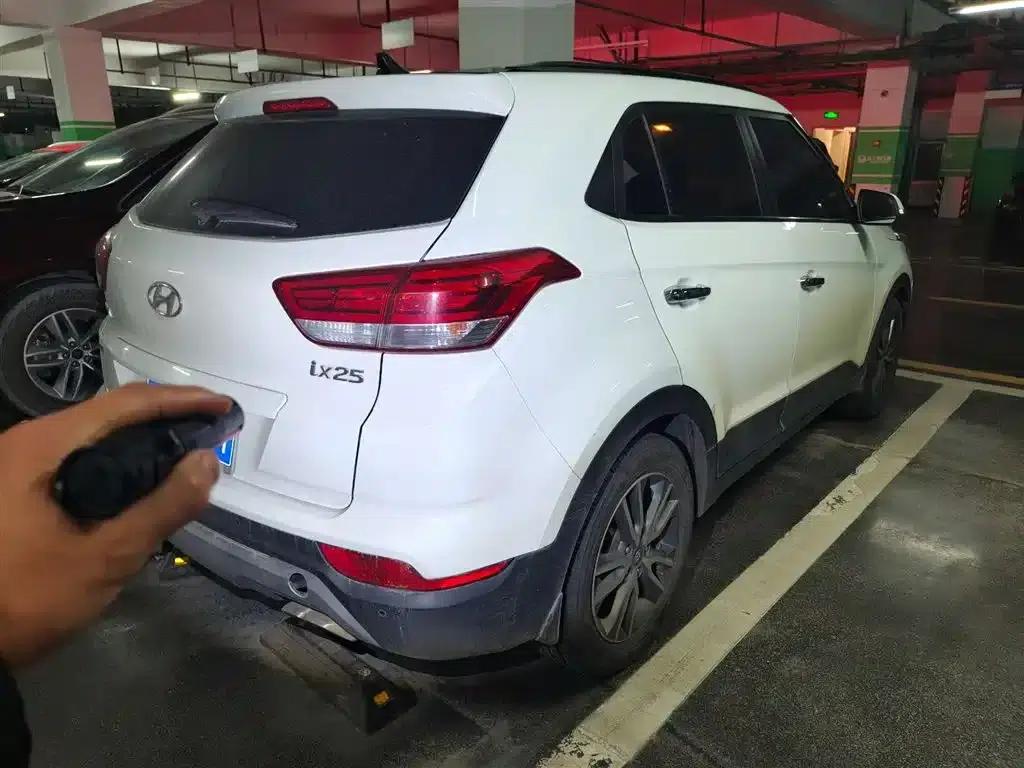 Beijing Hyundai ix25 2017 1.4T Automatic Intelligent Model — миниатюра 3