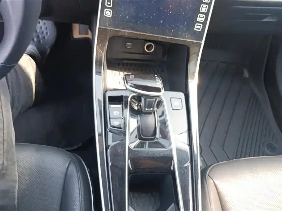Beijing Hyundai ix25 2020 1.5L CVT GLS Smart Edition — миниатюра 16