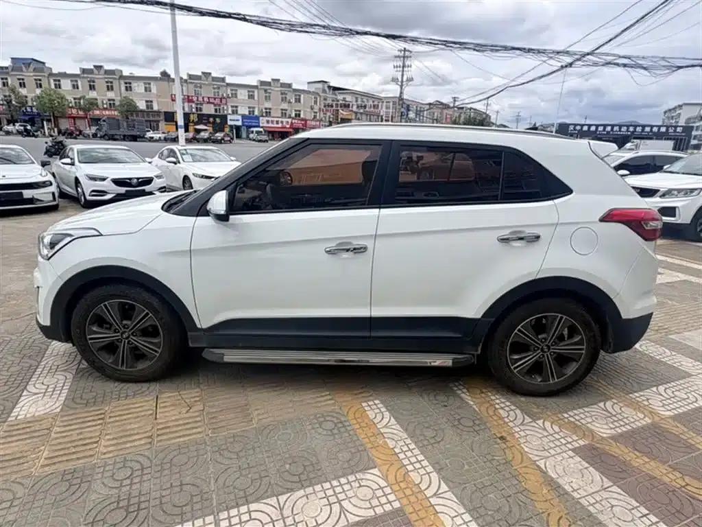 Beijing Hyundai ix25 2015 1.6L Automatic 2WD Premium DLX — миниатюра 11