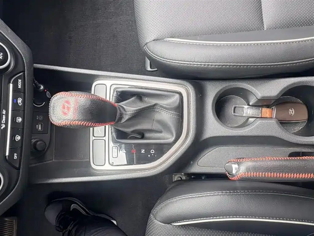 Beijing Hyundai ix25 2015 1.6L Automatic 2WD Premium DLX — миниатюра 5