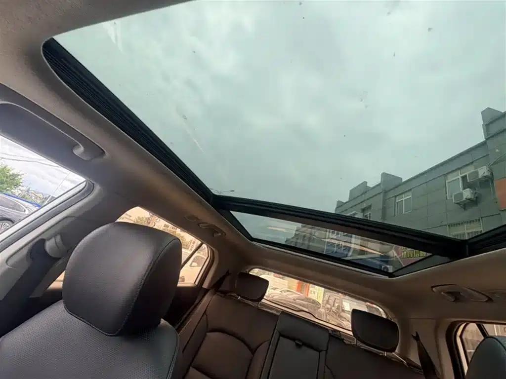 Beijing Hyundai ix25 2015 1.6L Automatic 2WD Premium DLX — миниатюра 6