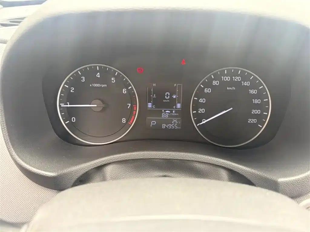 Beijing Hyundai ix25 2015 1.6L Automatic 2WD Premium DLX — миниатюра 9