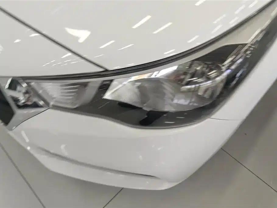 2016 Hyundai Verna 1.4L Automatic Sport — миниатюра 5
