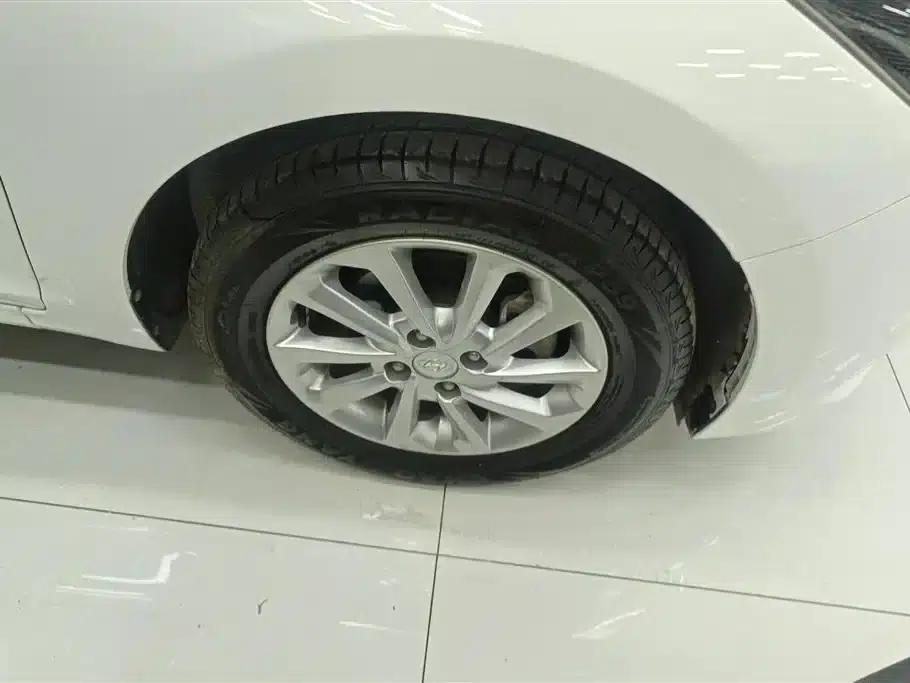 2016 Hyundai Verna 1.4L Automatic Sport — миниатюра 6